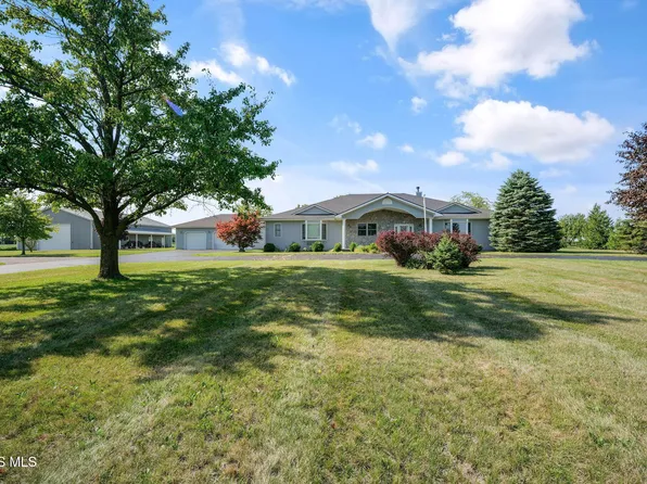 23179 Maplewood Rd, Custar, OH 43511