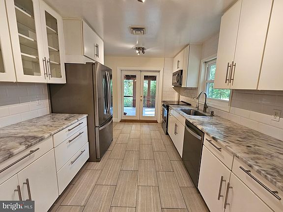 5th image of 6349 Pima St