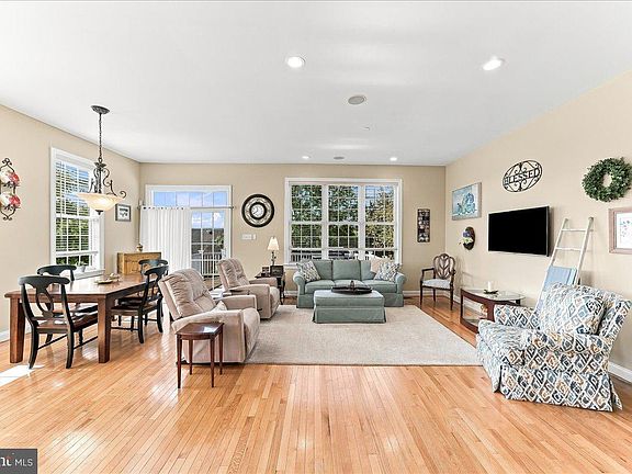 4th image of 164 Sloan Rd