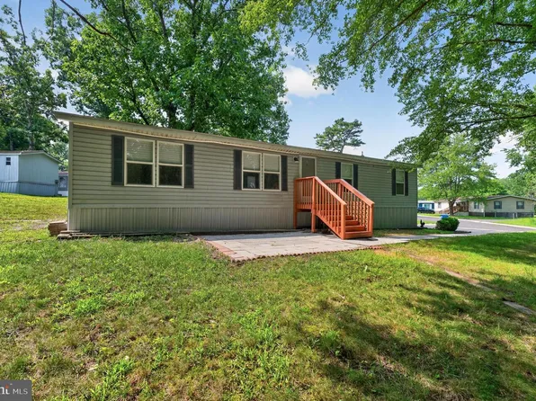 3437 New Moon St, Browns Mills, NJ 08015