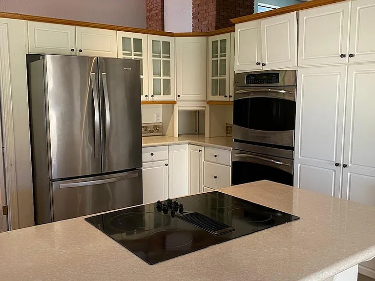 1010 E Kaler Dr — Photo 24