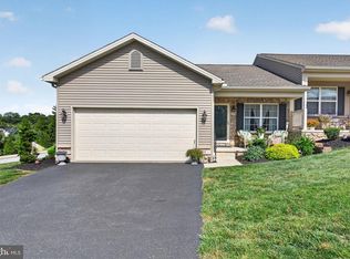 107 Shetland Dr #106, Red Lion, PA 17356
