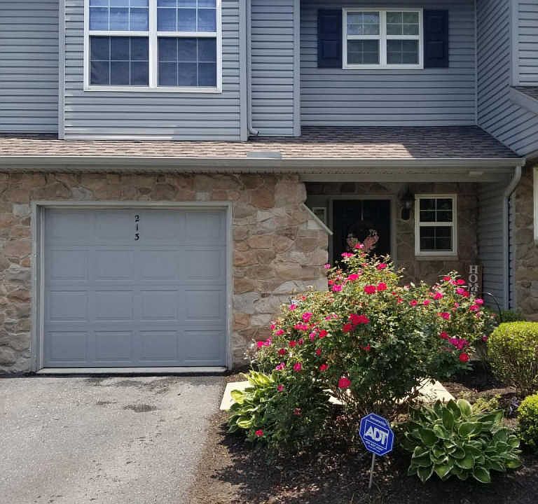 2nd image of 213 Wooley Hollow Ct