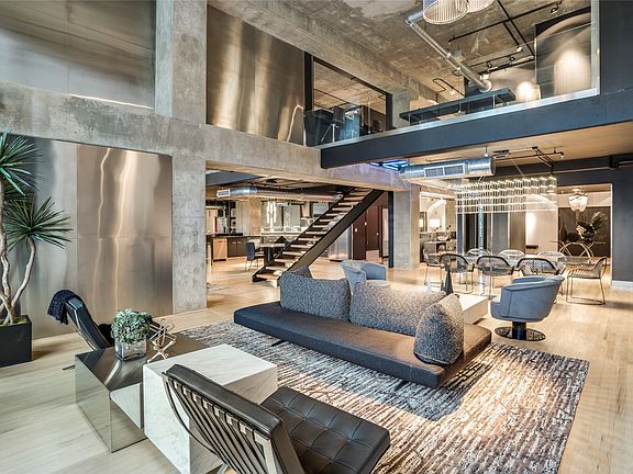 5th image of 2011 Cedar Springs Rd APT 606