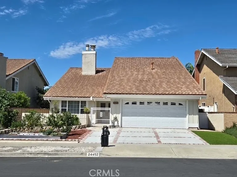 24452 Peacock St — Photo 11