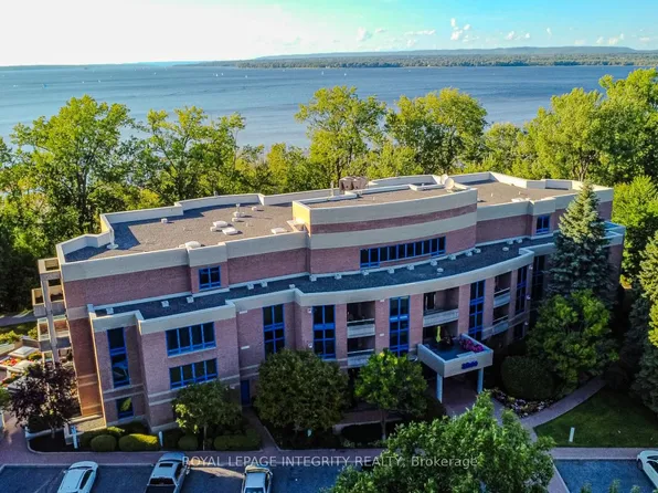 3099 Carling Ave #203, Ottawa, ON K2H 5A6