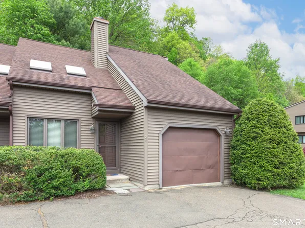 20 Twin Oaks #20, New Milford, CT 06776
