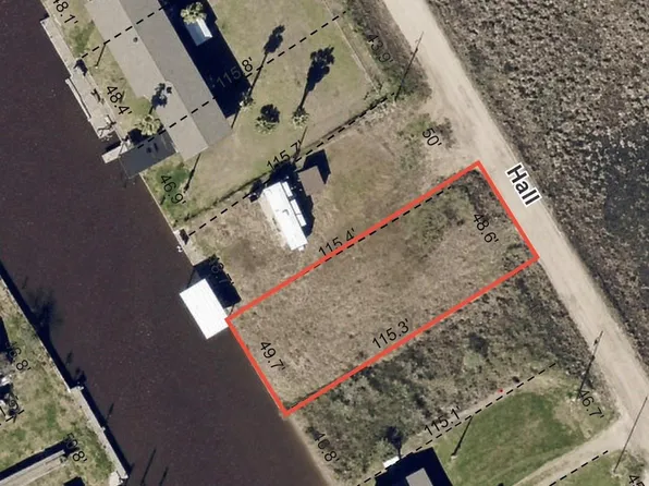 1841 Hall St, Bay City, TX 77414