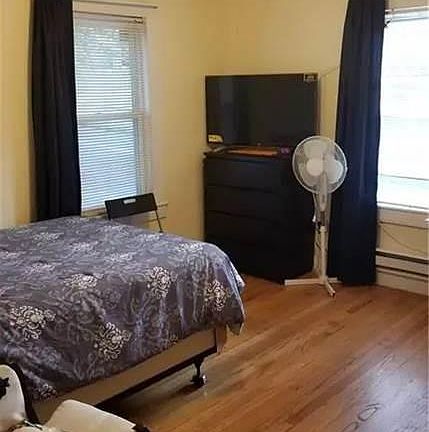 5th image of 283 Coram Ave