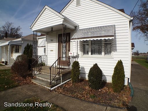 3rd image of 1056 Highland Park Blvd