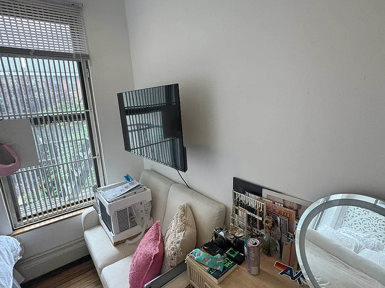 57 Clinton St #3A — Photo 9