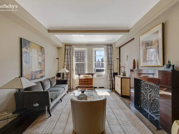 139 East 94th Street image 2 of 27