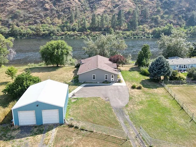20324 Clearwater Dr — Photo 34