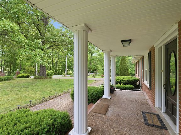 2nd image of 4449 Washington Rd