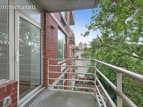 3rd image of 161-169 E 110th St #5C