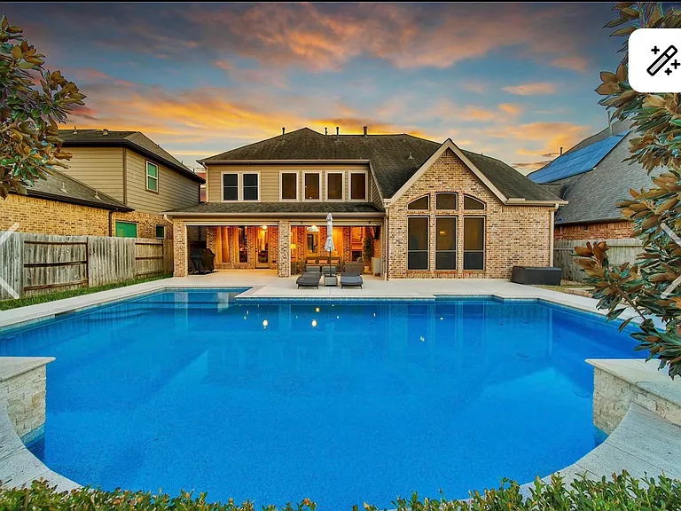 10231 Mackies Run Ln — Photo 6
