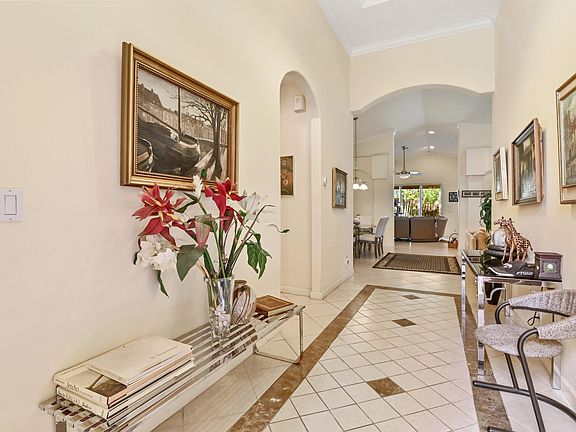 4th image of 6595 SE Twin Oaks Circle
