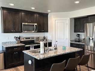 1002 N 20 E, Santaquin, UT 84655