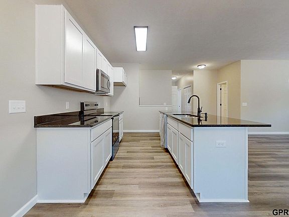 4th image of 1620 Avenue A