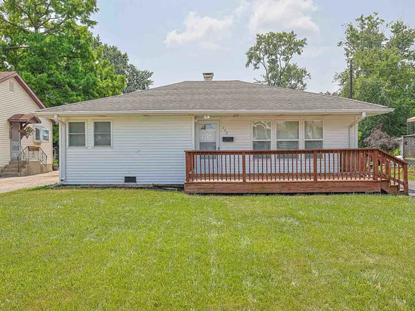 302 Freehauf St, Lemont, IL 60439