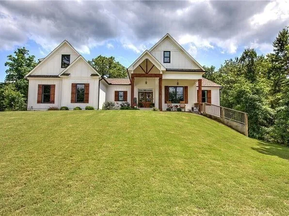25 Stratford Way, Kingston, GA 30145