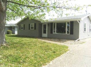 2411 12th St, Silvis, IL 61282