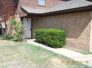 6730 Glenbrook Ln, Fort Worth, TX 76133
