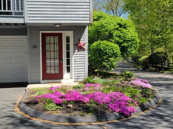 29 Village View Terrace #29, Meriden, CT 06451