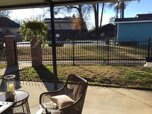 1812 Willow Point Dr — Photo 22