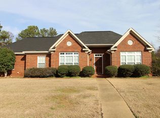 525 Waynewood Ct, Auburn, AL 36830