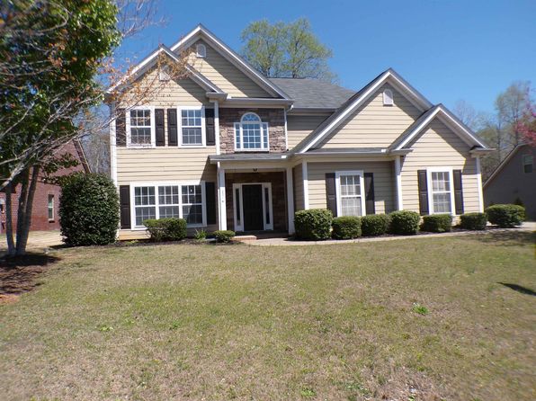 201 Colfax Dr, Boiling Springs, SC 29316