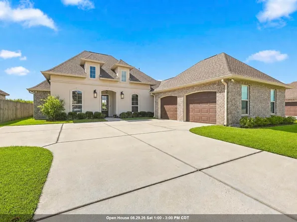 257 Royal Oak Blvd, Thibodaux, LA 70301