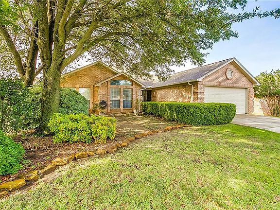 2nd image of 6704 Moss Ln