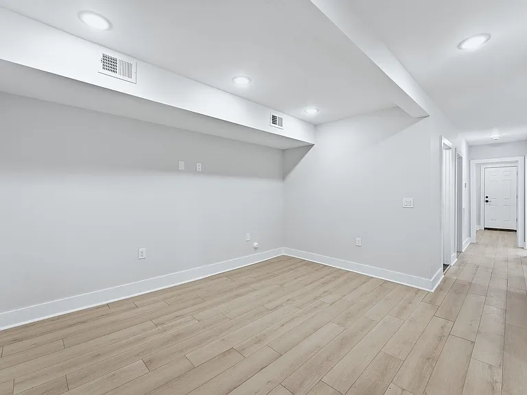 1205 Hillside Pl #2 — Photo 4