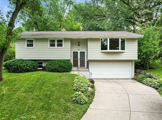 4401 Maryland Dr, Madison, WI 53704