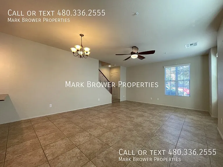 4729 E Waterman St #102 — Photo 2