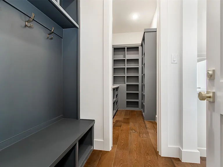 1107 Mount Auburn Ave — Photo 20