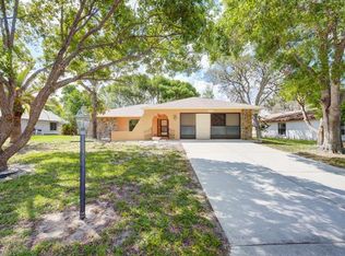 7338 Berwick Way, Weeki Wachee, FL 34613