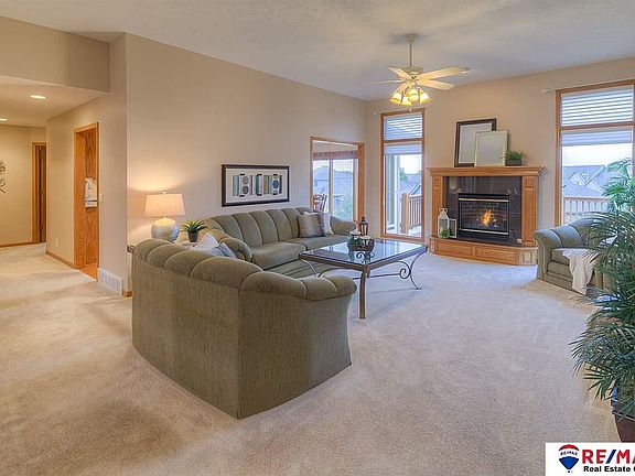 4th image of 1910 Aberdeen Dr