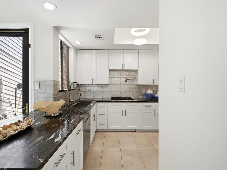 9407 Denbury Way — Photo 18