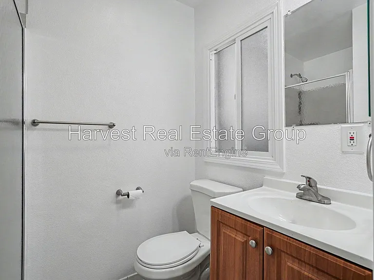 Peralta St — Photo 9