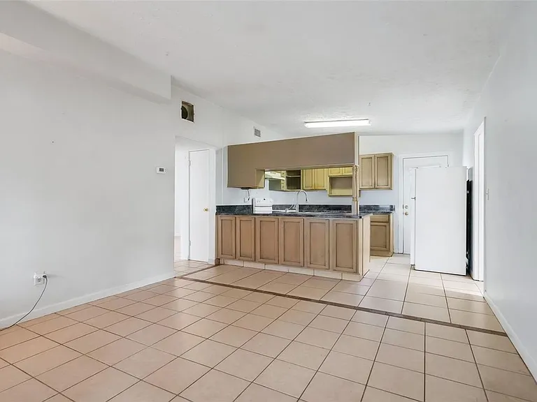 107 Garrison Dr — Photo 10