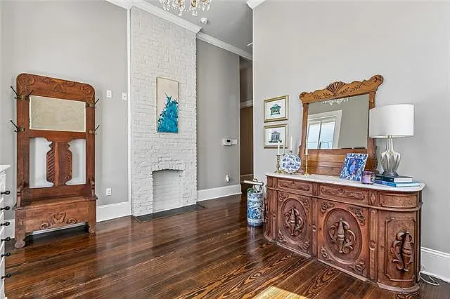 825 Pleasant St — Photo 4
