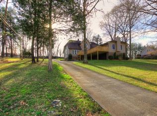 1740 Harmony Rd, Jonesborough, TN 37659