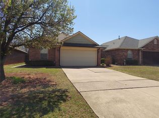 1128 NW 138th St, Edmond, OK 73013