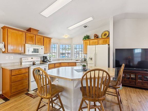 5th image of 2550 S Ellsworth Rd #556