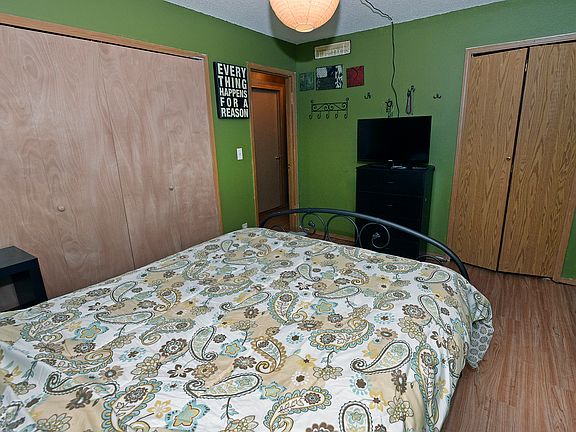 4th image of 660 W Jefferson St