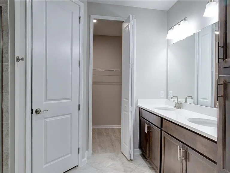 363 Harborside Dr — Photo 33