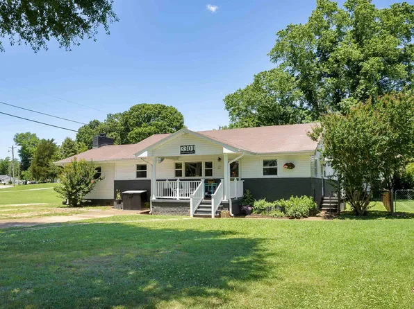 3301 Oakwood Blvd, Sheffield, AL 35660