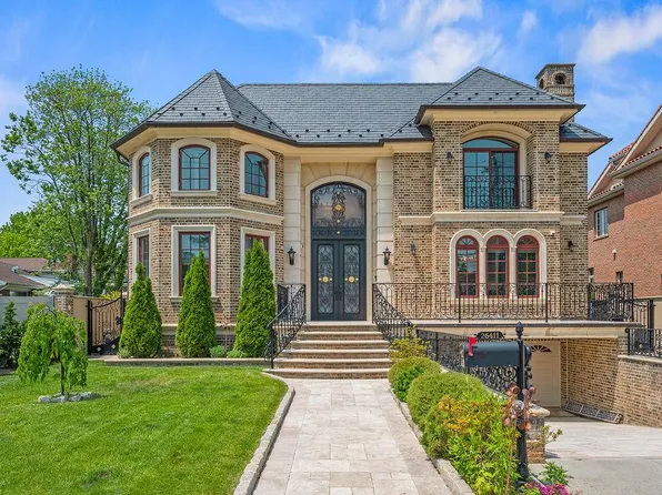 264-11 60th Avenue, Little Neck, NY 11362